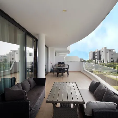 Happy Travel Higueron West *