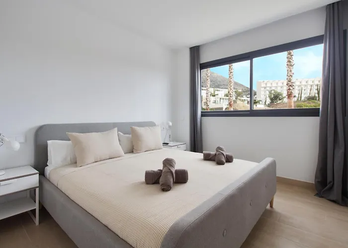 Happy Travel Higueron West *