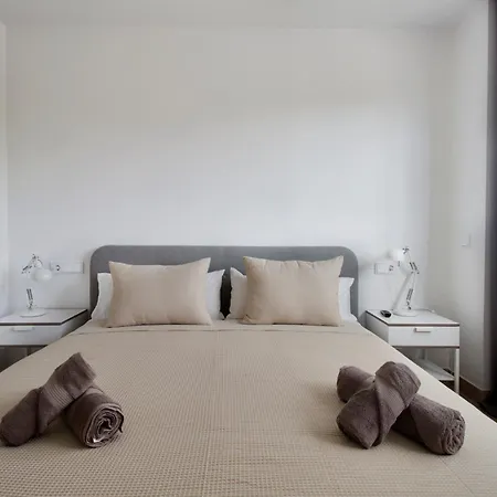 Happy Travel Higueron West Apartamento