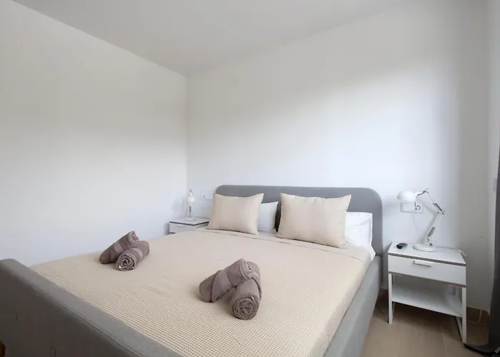 Happy Travel Higueron West *