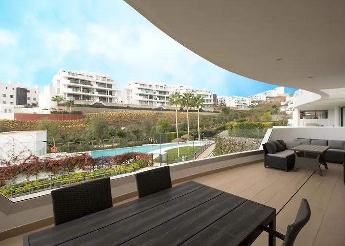 Happy Travel Higueron West فوينخيرولا