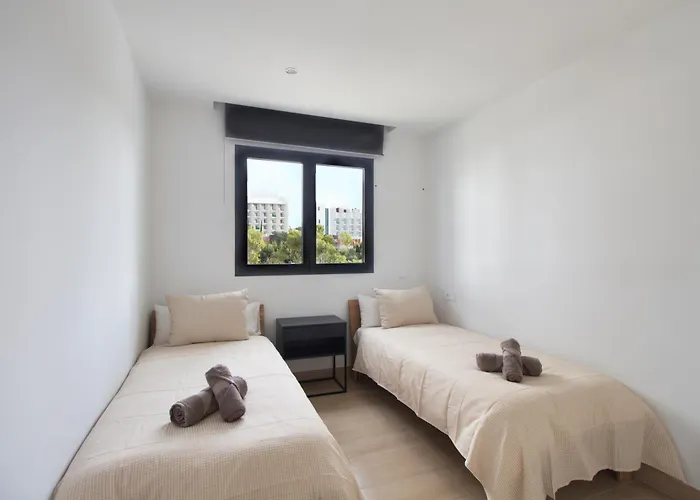 Happy Travel Higueron West شقة